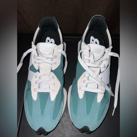 New Balance 327 Men 9/WMS 10.5 NWOB New Spruce Never Worn green white off-white - Picture 4 of 15